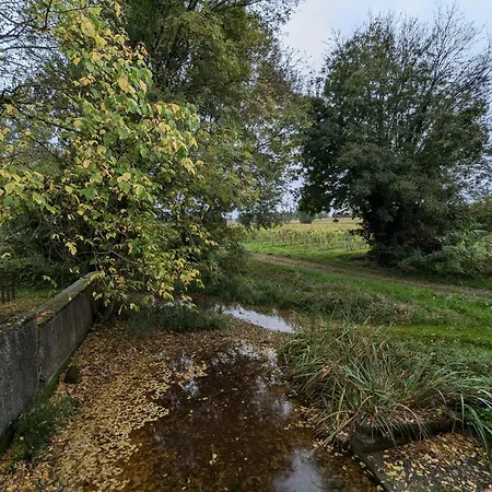 Hébergement de vacances Du Moulin De La Motte Lignieres-Ambleville