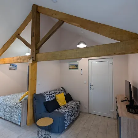 Du Moulin De La Motte * Lignieres-Ambleville