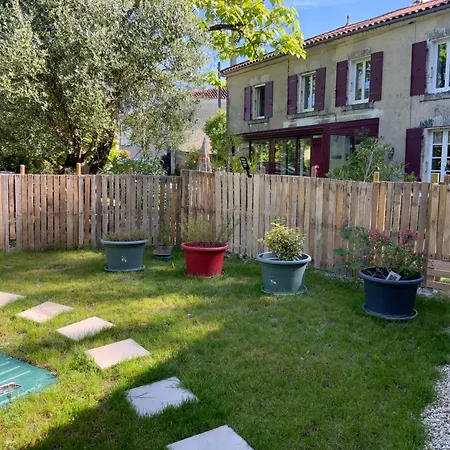 Du Moulin De La Motte بيت للعطل *