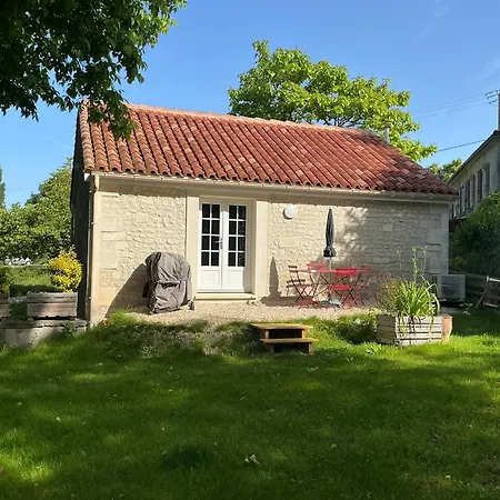 Du Moulin De La Motte * Lignieres-Ambleville