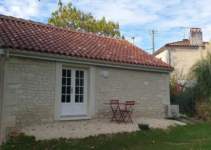 Du Moulin De La Motte Hébergement de vacances Lignieres-Ambleville